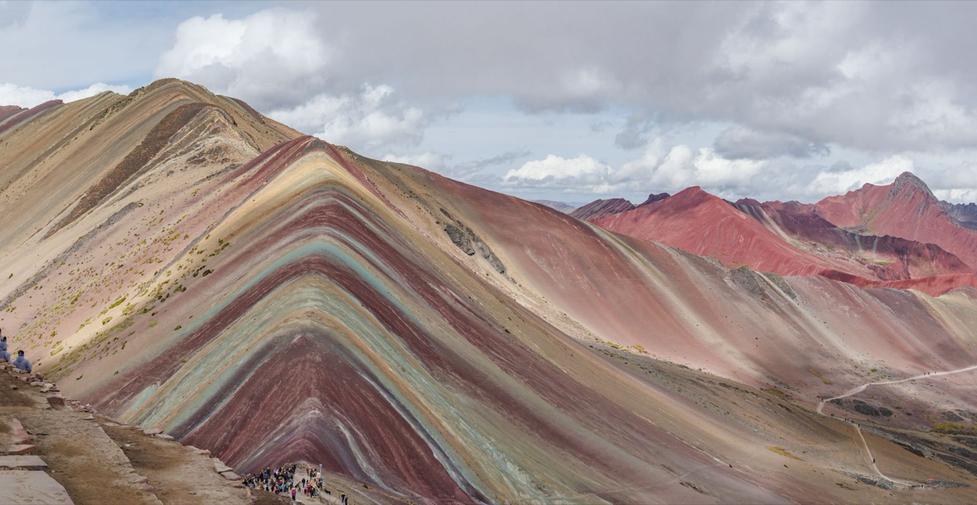 Montaña de colores
